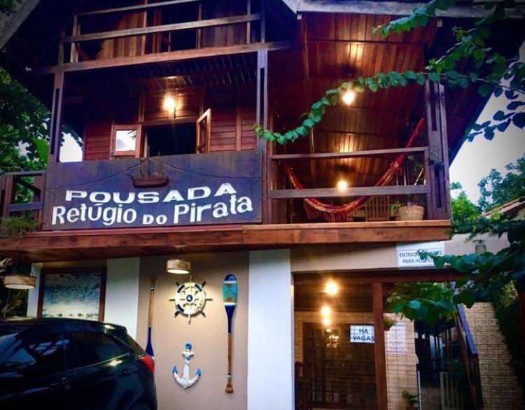Pousada Refugio Do Pirata Триндаде Екстериор снимка